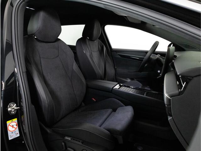 Volkswagen ID ID.7 Tourer Pro Business 77 kWh | Trekhaak | Achteruitrijcamera | Stuur & stoelverwarming |