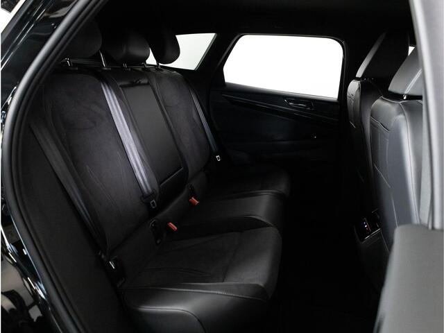 Volkswagen ID ID.7 Tourer Pro Business 77 kWh | Trekhaak | Achteruitrijcamera | Stuur & stoelverwarming |
