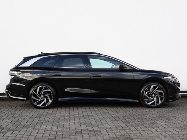 Volkswagen ID ID.7 Tourer Pro Business 77 kWh | Navigatie | Trekhaak | Head-up display | 20" velgen | Keyless | Led matrix |