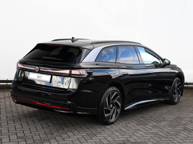 Volkswagen ID ID.7 Tourer Pro Business 77 kWh | Navigatie | Trekhaak | Head-up display | 20" velgen | Keyless | Led matrix |