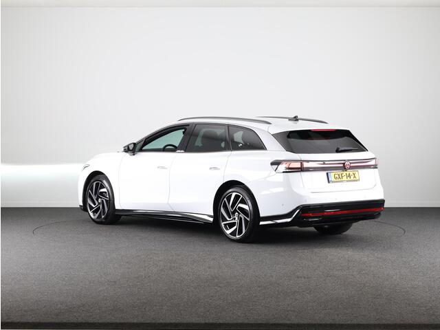 Volkswagen ID ID.7 Tourer Pro Business 77 kWh | Head-up display| Massage stoelen | Led matrix | Achteruitrijcamera |