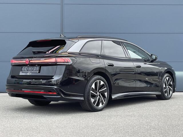 Volkswagen ID ID.7 Tourer Pro Business 77 kWh accu, 210 kW / 286 pk Variant Volkswagen ID.7 Pro Business 77 kWh accu, 210 kW / 286 pk Variant Elektrische aandrijving
