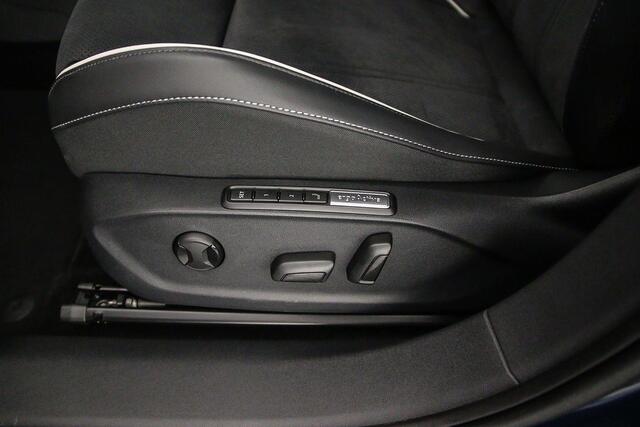 Volkswagen ID ID.7 Tourer Pro S Business 286pk Automaat Black edition, Trekhaak, Adaptive cruise control, Stuurwiel verwarmd, Achteruitrijcamera, Navigatie, LED verlichting