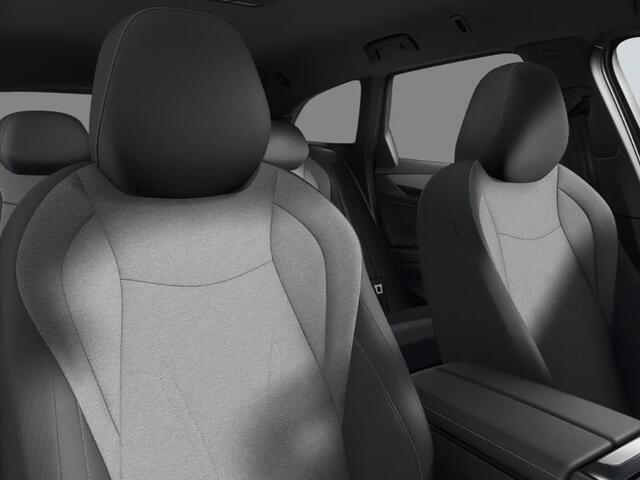 Volkswagen ID ID.7 Limited Edition 77 kWh accu 286 PK · Achteruitrijcamera · sfeerverlichting · Stuurwiel multifunctioneel ·