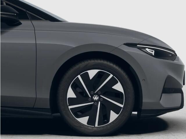 Volkswagen ID ID.7 Tourer Limited Edition 77 kWh accu 286 pk · verwarmd stuurwiel · Draadloze telefoonlader ·