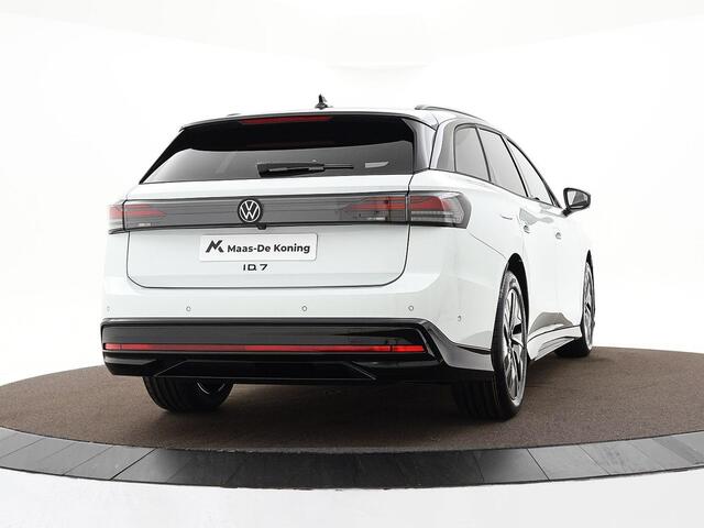 Volkswagen ID ID.7 Tourer Limited Edition 77 kWh accu 286 PK · verwarmd stuurwiel · Draadloze telefoonlader · Prijs is inclusief inruilpremie ·