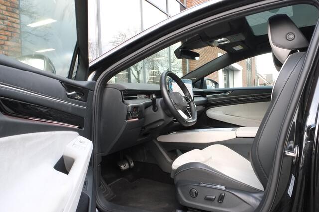 Volkswagen ID ID.7 Tourer 1st Edition 77 kWh Warmtepomp, Panoramadak, Trekhaak, Head-up display, El stoelen, 360° Camera