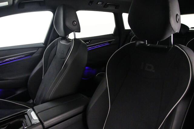 Volkswagen ID ID.7 Tourer Pro Business 286pk Automaat Trekhaak, Warmtepomp, Adaptive cruise control, Panoramadak, 360 camera, LED matrix koplampen, Achteruitrijcamera