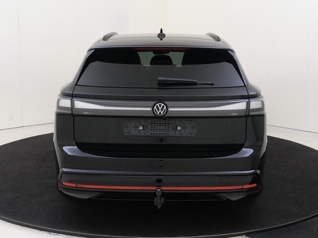 Volkswagen ID ID.7 Tourer Pro S Limited Edition | Achterbank in ongelijke delen neerklapbaar incl. middenarmsteun en doorlaadmogelijkheid | Afstandscontrolesysteem (Front Assist), met voetgangers- en fietsersherkenning | Airconditioning automatisch, 2-zone (Climatronic