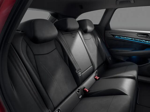 Volkswagen ID ID.7 Pro Limited Edition 77 kWh accu 286 PK · Draadloze telefoonlader · Rondomzichtcamera · Sfeerverlichting · verwarmde voorstoelen ·