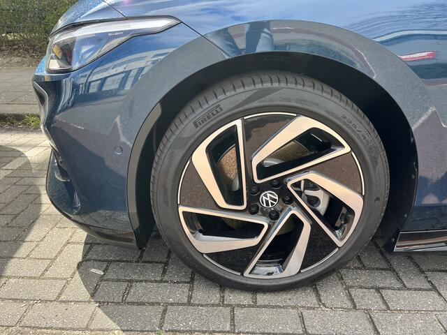 Volkswagen ID ID.7 Tourer Pro Limited Edition Black 77 kWh Navigatie / 360 graden camera / Trekhaak inklapbaar / Voorstoelen met massageprogramma's Rijdende demo, graag bezichtigen op afspraak