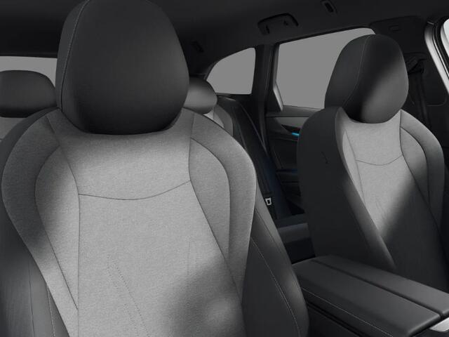 Volkswagen ID ID.7 Limited Edition 59 kWh accu, 204 PK · Achteruitrijcamera · Draadloze telefoonlader · Sfeerverlichting · Rondomzichtcamera ·