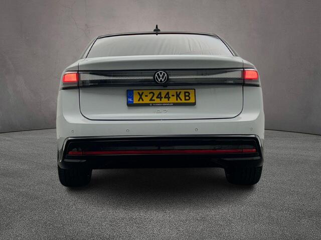Volkswagen ID ID.7 Pro Business 286pk Automaat Trekhaak, Warmtepomp, Panoramadak, Harman Kardon audio, Adaptive cruise control, Navigatie