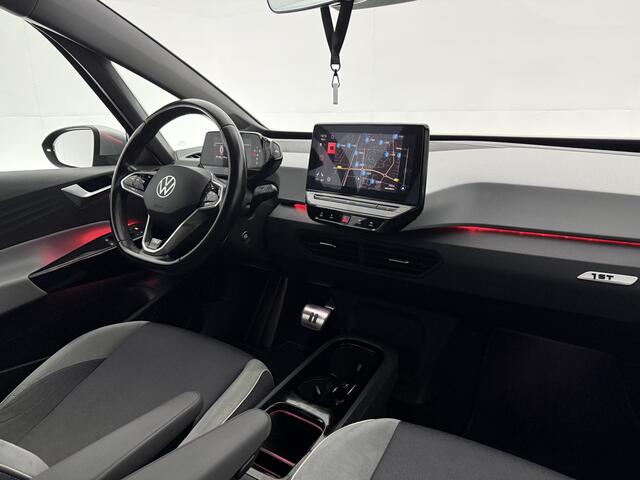 Volkswagen ID ID3 First Plus 58 kWh | Snelladen | SOH 92% | IQ Lights | Sfeer | Camera | Trekhaak | Carplay