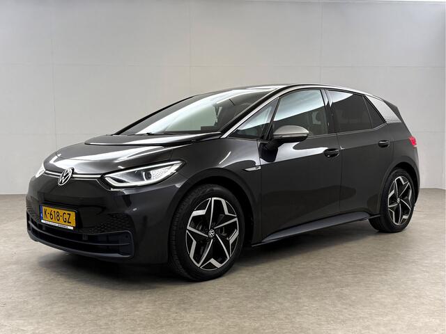 Volkswagen ID ID3 First Plus 58 kWh | Snelladen | SOH 92% | IQ Lights | Sfeer | Camera | Trekhaak | Carplay