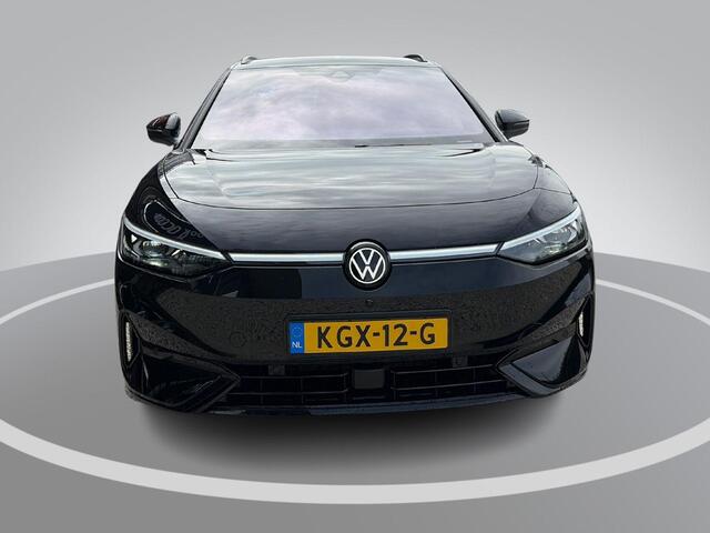 Volkswagen ID ID.7 Tourer Pro Limited Edition 77 kWh · 20" Black Style velgen + all-season banden · 360 camera · verwarmde voorstoelen · Trekhaak inklapbaar, met elektrische ontgrendeling ·