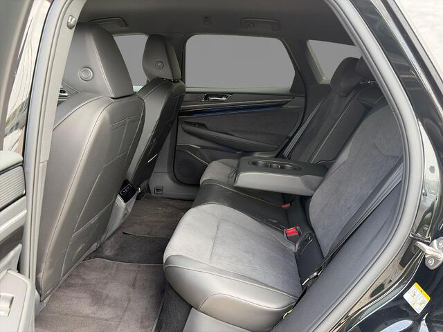 Volkswagen ID ID.7 Tourer Pro Limited Edition 77 kWh · 20" Black Style velgen + all-season banden · 360 camera · verwarmde voorstoelen · Trekhaak inklapbaar, met elektrische ontgrendeling ·