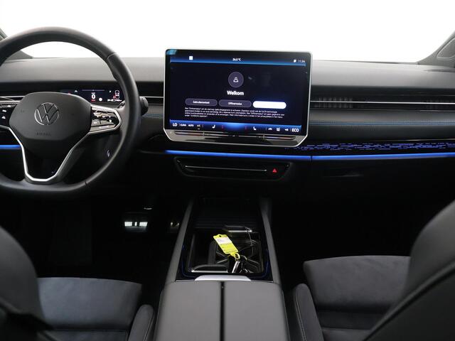 Volkswagen ID ID.7 Pro Business 77 kWh | SOH 96% | Warmtepomp | Panoramadak | Head Up | Stoelverwarming | Parkeercamera 360° | Cruise Control Adaptief | 20" Lichtmetalen Velgen | Elektr. verstelb. bestuurdersstoel met geheugen |