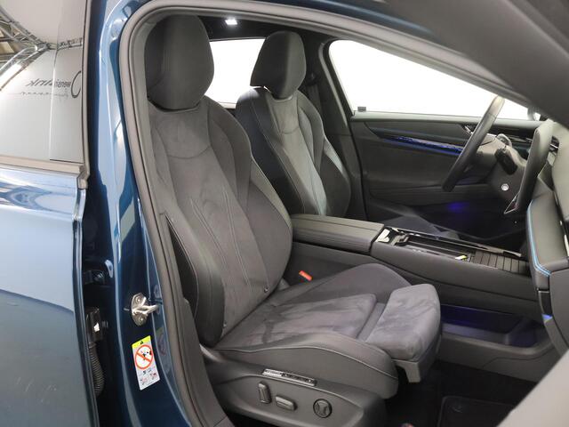Volkswagen ID ID.7 Pro Business 77 kWh | SOH 96% | Warmtepomp | Panoramadak | Head Up | Stoelverwarming | Parkeercamera 360° | Cruise Control Adaptief | 20" Lichtmetalen Velgen | Elektr. verstelb. bestuurdersstoel met geheugen |