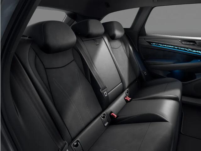 Volkswagen ID ID.7 Limited Edition Plus 77 kWh accu 286 PK · Achteruitrijcamera · Draadloze telefoonlader ·