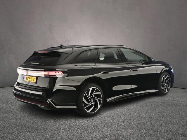 Volkswagen ID ID.7 Tourer Pro Limited Edition 286pk Automaat Trekhaak, Black Style, Adaptive cruise control, 360 camera, LED matrix koplampen, Adaptive cruise control