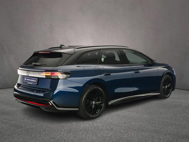 Volkswagen ID ID.7 Tourer Limited Edition 59 kWh 204pk Automaat, Adaptive cruise control, Achteruitrijcamera, Stoelverwarming, Stuurverwarming, Dodehoeksensoren, Parkeersensoren, App-connect