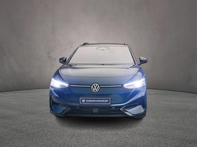Volkswagen ID ID.7 Tourer Limited Edition 59 kWh 204pk Automaat, Adaptive cruise control, Achteruitrijcamera, Stoelverwarming, Stuurverwarming, Dodehoeksensoren, Parkeersensoren, App-connect