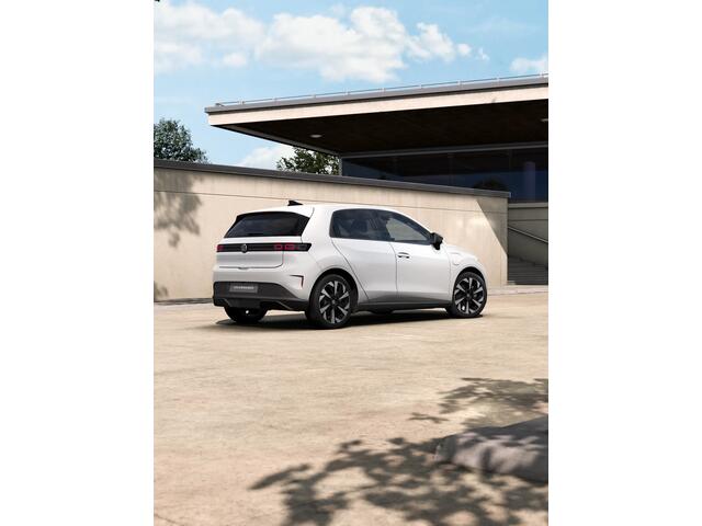 Volkswagen ID ID. Polo 52 kWh 211 1AT Life First Edition | Airconditioning automatisch, 2-zone (Climatronic) | Automatische afstandsregeling (Adaptive Cruise Control) | Koplampverlichting LED