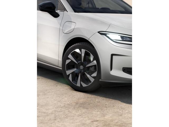 Volkswagen ID ID. Polo 52 kWh 211 1AT Life First Edition | Airconditioning automatisch, 2-zone (Climatronic) | Automatische afstandsregeling (Adaptive Cruise Control) | Koplampverlichting LED