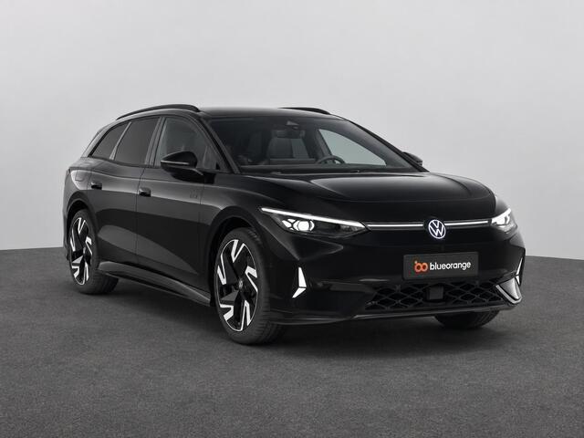 Volkswagen ID ID.7 Tourer GTX Limited Edition 86 kWh 340PK Aut. Panoramadak, Trekhaak, Warmtepomp, 21" LM Velgen, Memorystoelen, Head-Up Display, Harman Kardon Audio, Elektr. Achterklep
