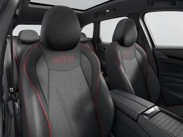 Volkswagen ID ID.7 Tourer GTX Limited Edition 86 kWh Panoramadak, Trekhaak, Warmtepomp, 21" LM Velgen, Memorystoelen, Head-Up Display, Harman Kardon Audio, Elektr. Achterklep