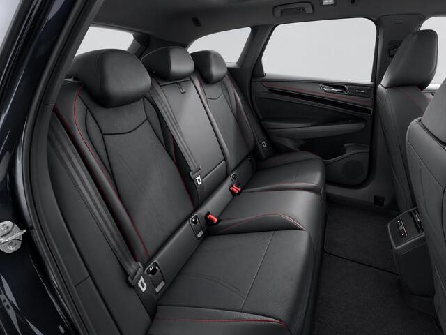 Volkswagen ID ID.7 Tourer GTX Limited Edition 86 kWh Panoramadak, Trekhaak, Warmtepomp, 21" LM Velgen, Memorystoelen, Head-Up Display, Harman Kardon Audio, Elektr. Achterklep