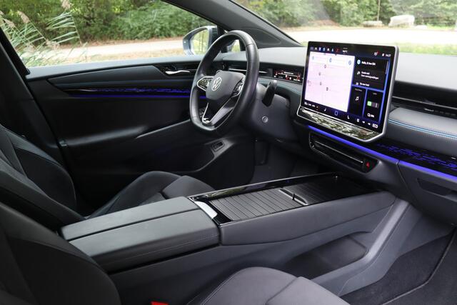Volkswagen ID ID.7 Pro Business 77 kWh Leder/IQ.Light/360/Head-up/Discover Pro Max/Keyless/20"/Trekhaak wegkl.