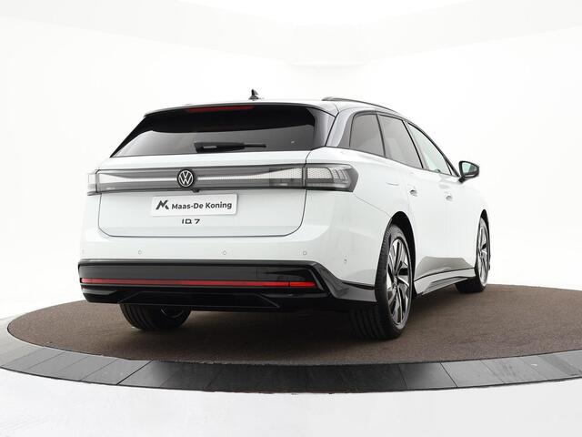 Volkswagen ID ID.7 Pro Limited Edition 77 kWh accu 286 PK · Draadloze telefoonlader · 360 camera · verwarmde voorstoelen · Voorraad OUTLET · Prijs is inclusief inruilpremie ·