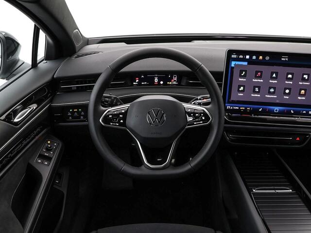 Volkswagen ID ID.7 Pro Limited Edition 77 kWh accu 286 PK · Draadloze telefoonlader · 360 camera · verwarmde voorstoelen · Voorraad OUTLET · Prijs is inclusief inruilpremie ·