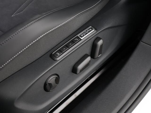 Volkswagen ID ID.7 Pro Limited Edition 77 kWh accu 286 PK · Draadloze telefoonlader · 360 camera · verwarmde voorstoelen · Voorraad OUTLET · Prijs is inclusief inruilpremie ·