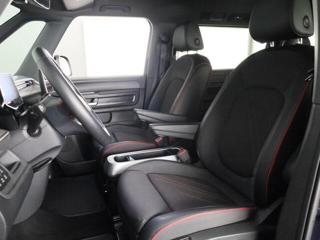 Volkswagen ID. Buzz GTX 86 kWh LWB 7p. 340 pk | Verlengde garantie | Navigatie | Trekhaak (wegklapbaar) | Parkeersensoren (Park assist) | Achteruitrijcamera | Stoelverwarming v/a |