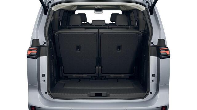 Volkswagen ID. Buzz Pro Bulli Limited 286pk 86 kWh LWB | 7-zits | Trekhaak | Design pakket | Open & Close pakket |