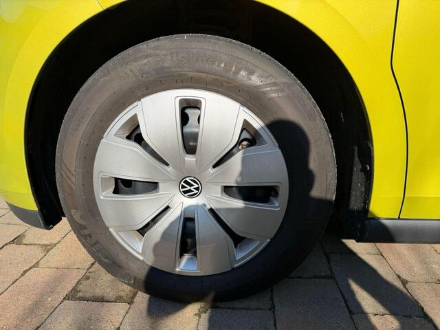 Volkswagen ID. Buzz Pure 59 kWh | 170pk Stoelverwarming | Adaptieve Cruise | Getint glas | Nederlandse auto | Regensensor