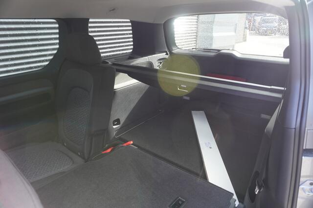 Volkswagen ID. Buzz Pro Bulli Limited Edition 286 pk, Open & Close Pakket, Trekhaak elektrisch wegklapbaar, Navigatie, Warmtepomp