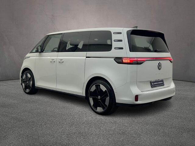 Volkswagen ID. Buzz Pro Bulli 286pk 79 kWh 7p. | Warmtepomp | 7-zits | Trekhaak | Head-up Display | Harman-Kardon | Apple Carplay / Android Auto | 21'' | ¤2.500,= INRUILPREMIE BESCHIKBAAR | Netto-ACTIEprijs; RIJKLAAR INCL. BTW/BPM, (bij koop of lease via HK) |