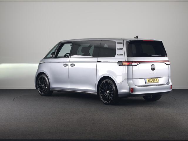 Volkswagen ID. Buzz Pro Bulli Limited Edition 86 kWh LWB 286 pk | 7-persoons | Rondomzicht camera | 21 Inch | Elektr. achterklep | Matrix LED koplampen | Parkeersensoren (Park assist)