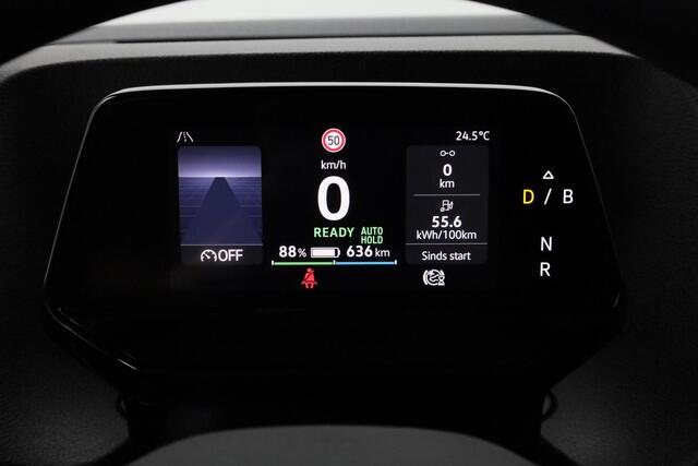 Volkswagen ID. Buzz Cargo 77 kWh 204PK | 3-zits | Parkeersensoren voor/achter | ACC | Stoelverwarming | Clima