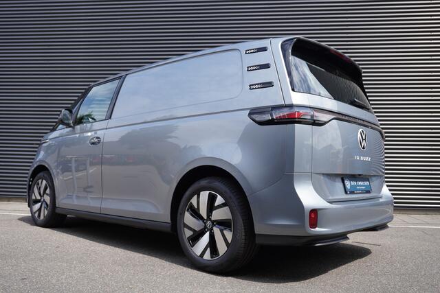 Volkswagen ID. Buzz Cargo ID. Buzz Cargo 340 pk 4-Motion Bulli Edition, Achteruitrijcamera, Bijrijdersstoel, Navigatie, Achterklep met ruit, Trekhaak