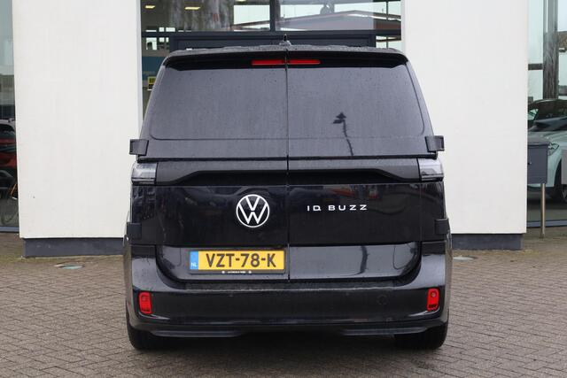 Volkswagen ID. Buzz Cargo 77 kWh 2 x schuifdeur trekhaak wegklapbaar led matrix multimedia pakket plus stuurwielverwarming multifunctioneel met leder voorstoelen verwarmbaar voorruit verwarmbaar bindrails laadruimte laadvloer park assist achterdeuren 20" Solna velgen 2 x voorstoel