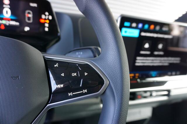 Volkswagen ID. Buzz Cargo 79kWh Accu 286 PK Achterdeuren Nieuw model 3-Zits Camera Trekhaak Cruise Standkachel Apple Carplay