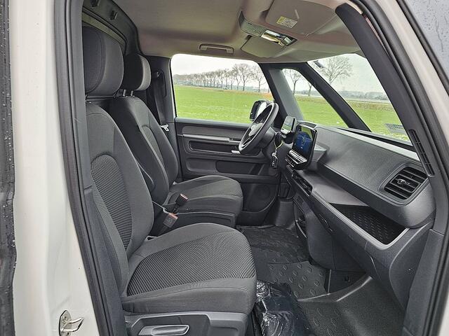 Volkswagen ID. Buzz Cargo 77 kWh 2XZijdeur 77kWh NAP LED 204Pk 422Km (WLTP) Navi Camera Stoelverwarming Achterdeuren 1e Eigenaar!