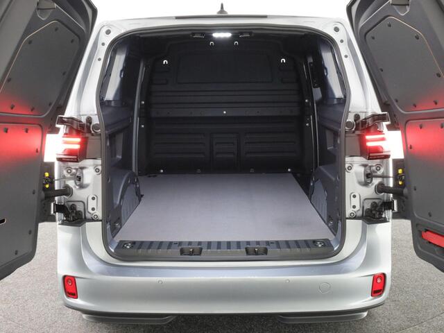 Volkswagen ID. Buzz Cargo Bulli Edition 79 kwh 286 pk | IQ Light | Trekhaak | Apple carplay/Andoid auto | DAB+ | 19 inch lichtmetalen velgen