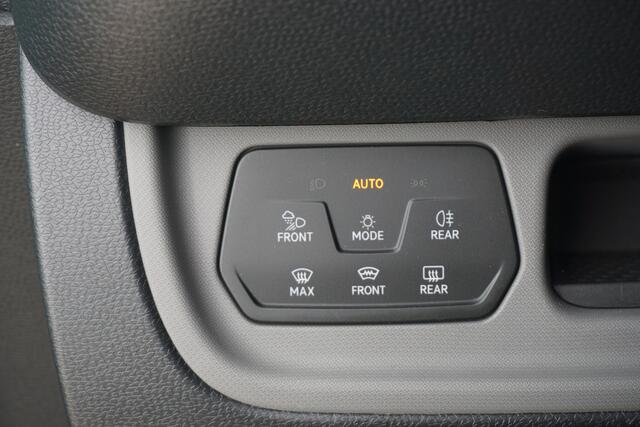 Volkswagen ID. Buzz Cargo 77 kWh SOH 100% Trekhaak | Camera | IQ Light