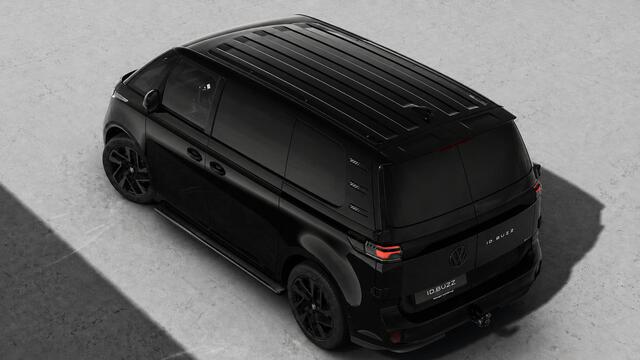 Volkswagen ID. Buzz Cargo 4MOTION Limited Edition 79 kWh "Black Edition" | Trekhaak | 2x Schuifdeur incl. sluithulp | Sidebars | Leder interieur | 20" inch "Solna" | Achterdeuren |